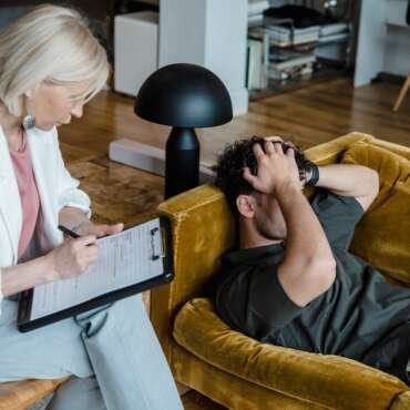 CBT Techniques to Improve Your Thoughts and Actions